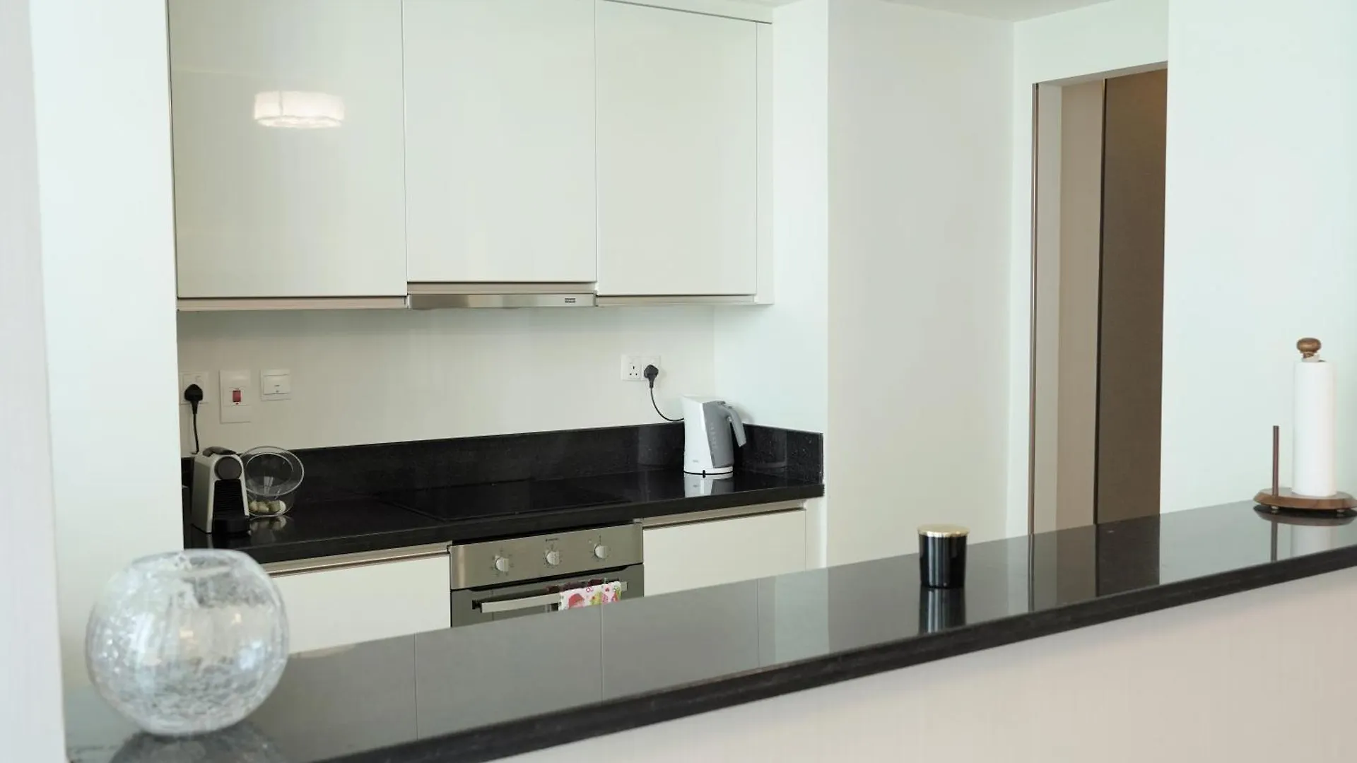 Elegant & Spacious 2-Br In Al Habtoor City - Noora Dubai Apartment