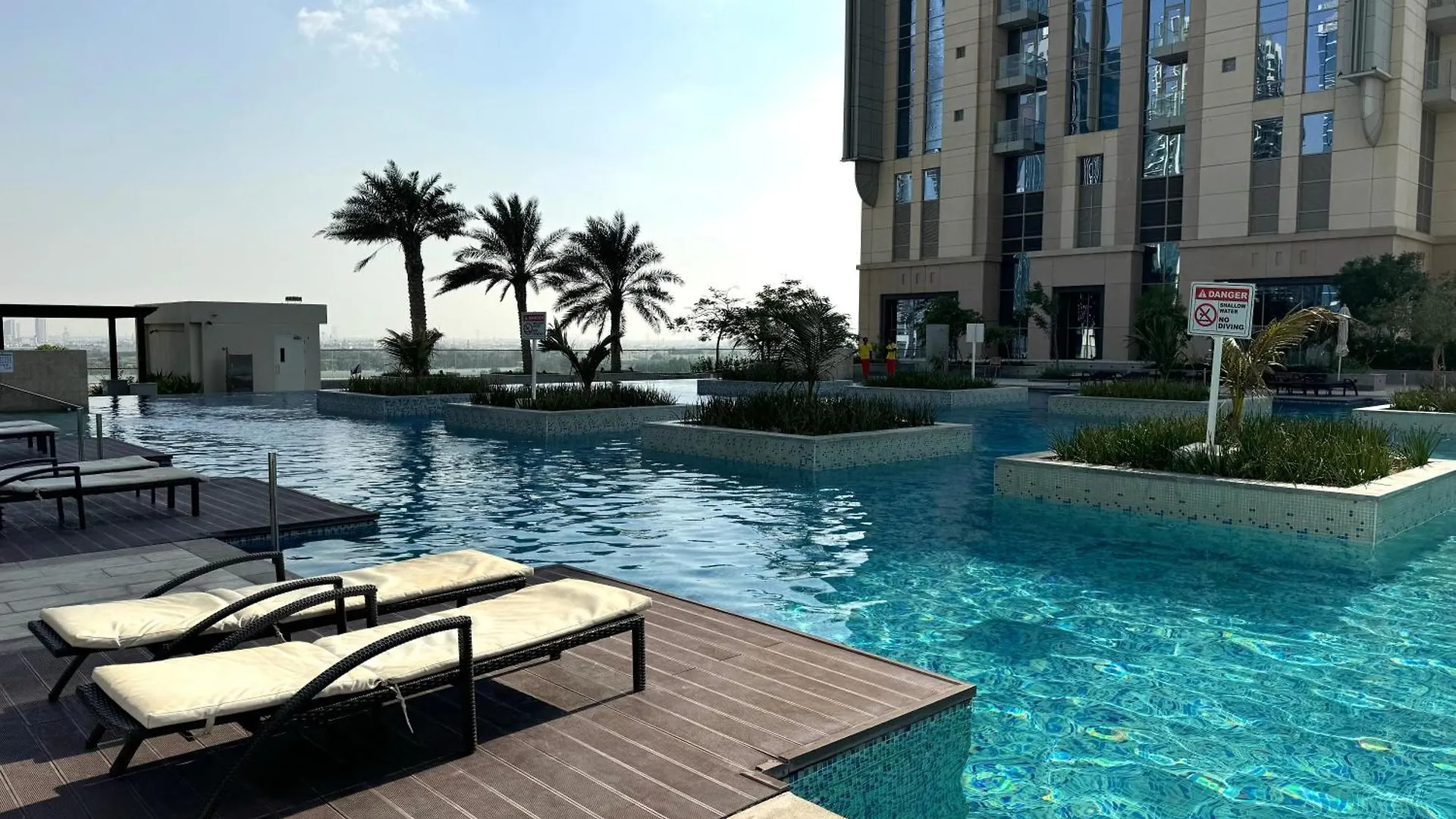 Elegant & Spacious 2-Br In Al Habtoor City - Noora Dubai Apartment